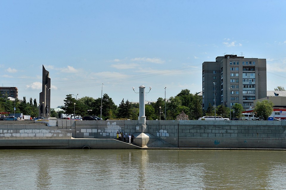 В Омске за 11 краснокнижных осетров будут судить пенсионера