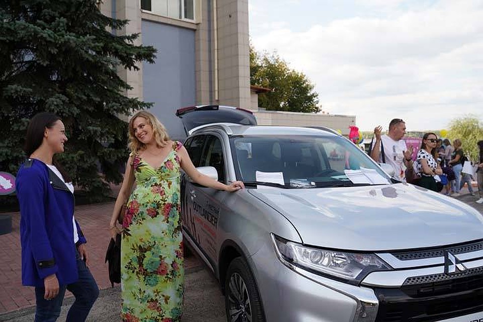 Mitsubishi Outlander - новинка 2019 года.