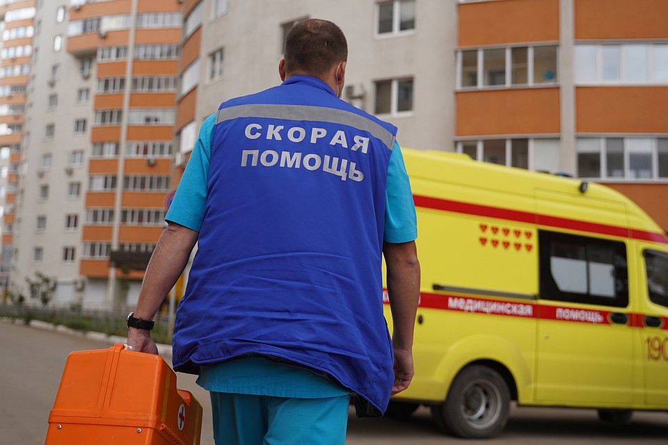 Жительница Миасса уверяет, что к ее бабушке, у которой случился приступ деменции, не приехали медики.