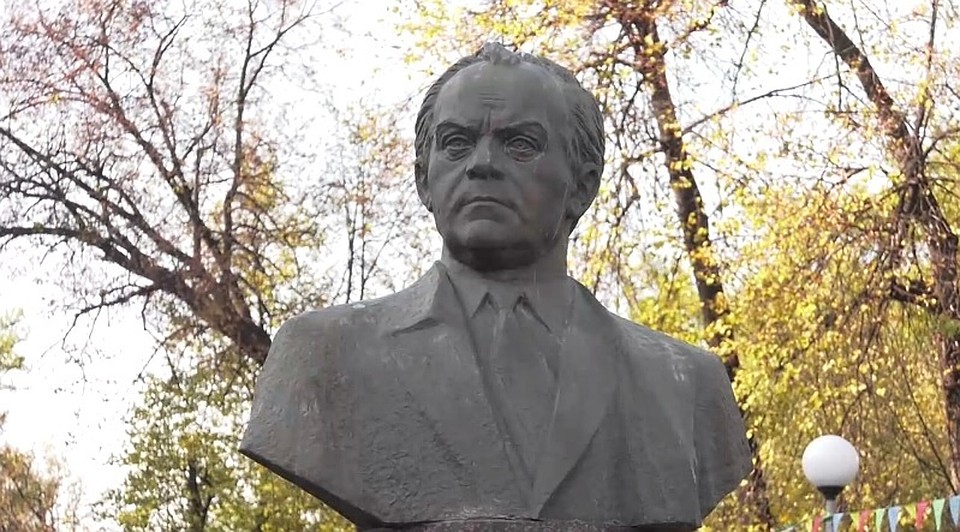 Александр Моор: Борис Щербина внёс неоценимый вклад в развитие Тюменской области. Фото: скриншот