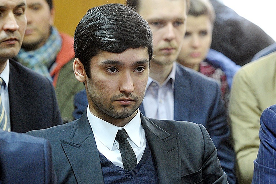 Пожалуй, первым номером в любых подобных рейтингах навсегда останется Руслан Шамсуаров, сын вице-президента компании Лукойл