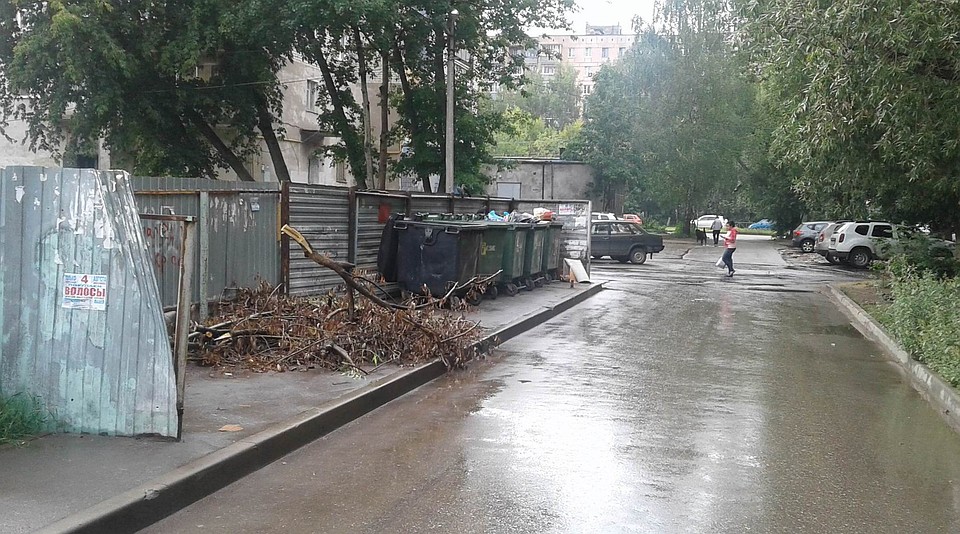 Своевременный вывоз мусора с контейнерных площадок – одно из главных пожеланий народа к коммунальщикам