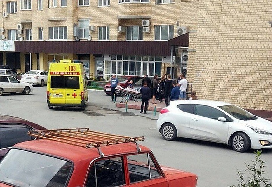 В Тюмени, выпав из окна высотки, насмерть разбилась маленькая девочка. Фото из архива