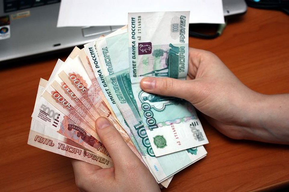 Зарплатой директора секс-шопа не обижают
