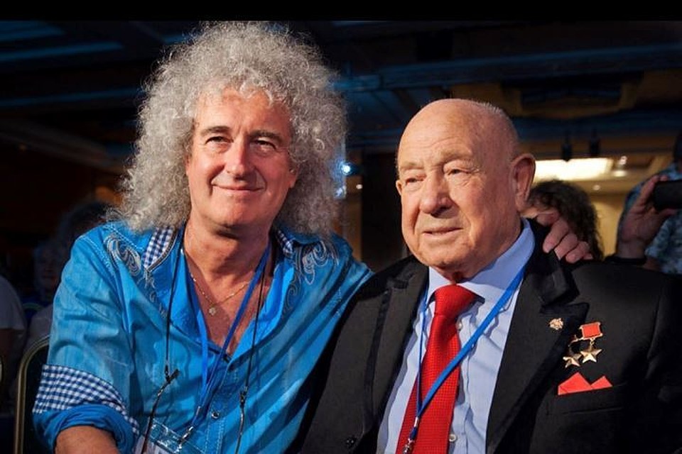 Гитарист группы Queen тепло вспомнил кузбасского космонавта Алексея Леонова/ Brian may/ Instagram