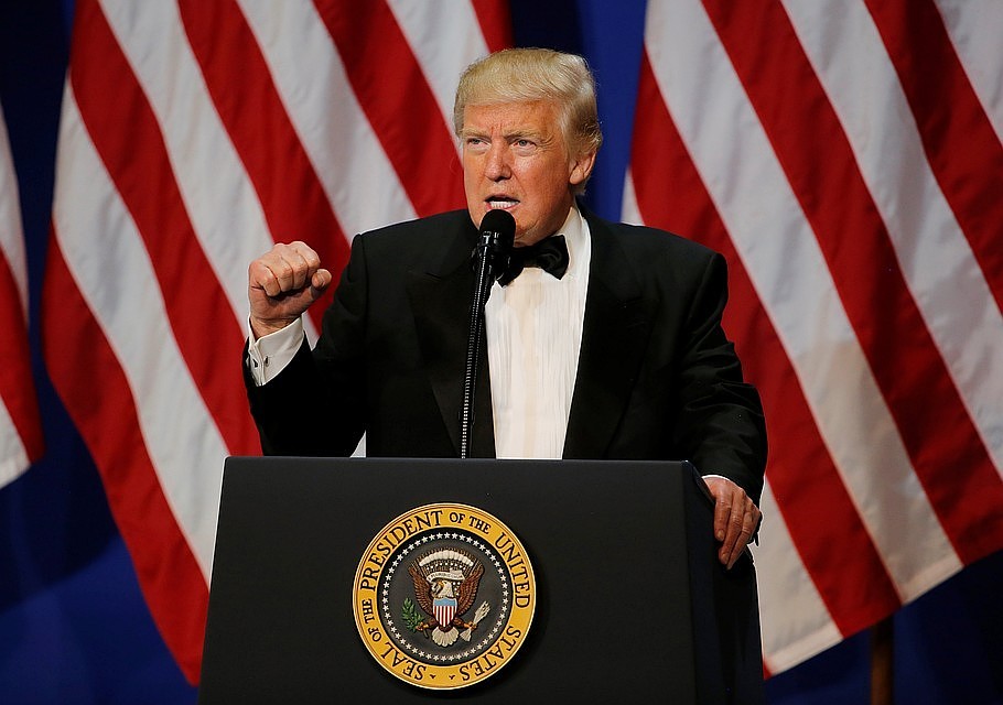 Трамп заявил, что готовит санкции против турецких чиновников