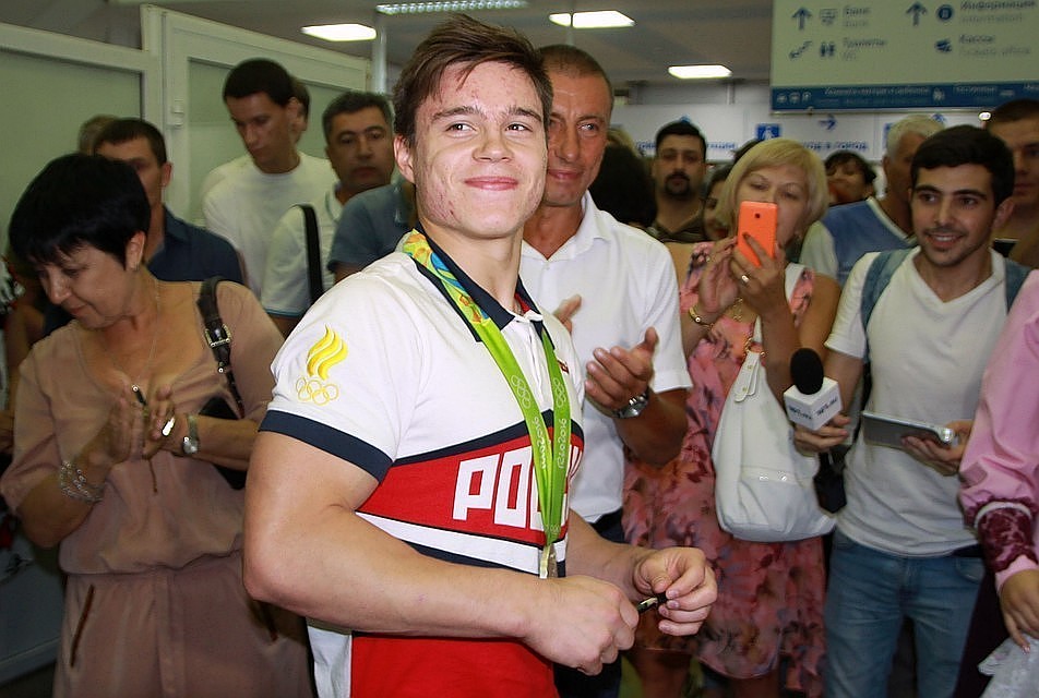 Никита Нагорный взял золото в многоборье на чемпионате мира по спортивной гимнастике