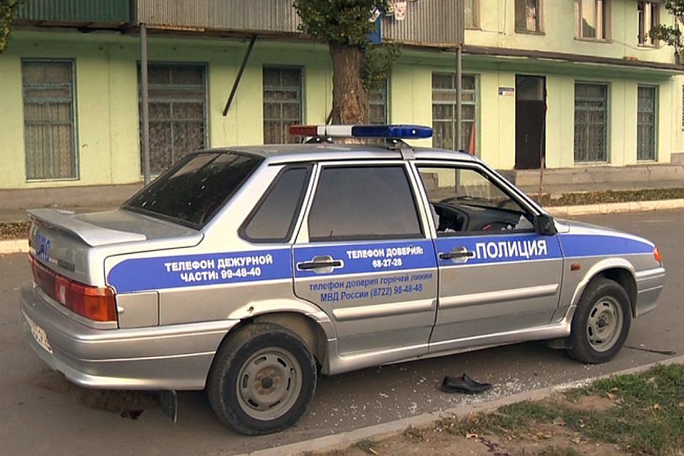 В настоящий момент полицией проводится проверка по факту случившего и устанавливаются все детали произошедшего