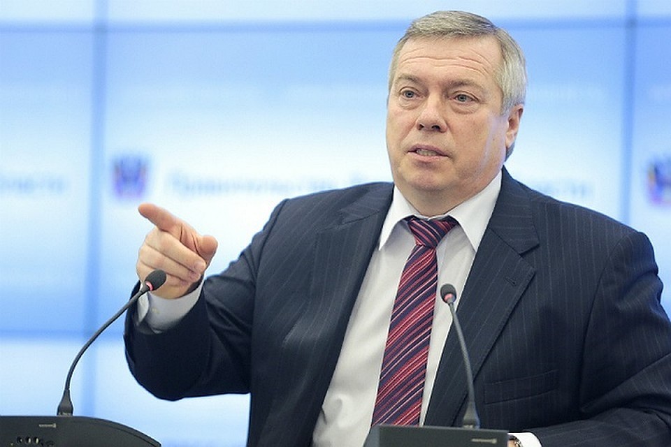 Василий Голубев поддержал ФК"Ростов". Фото: Правительство Ростовской области