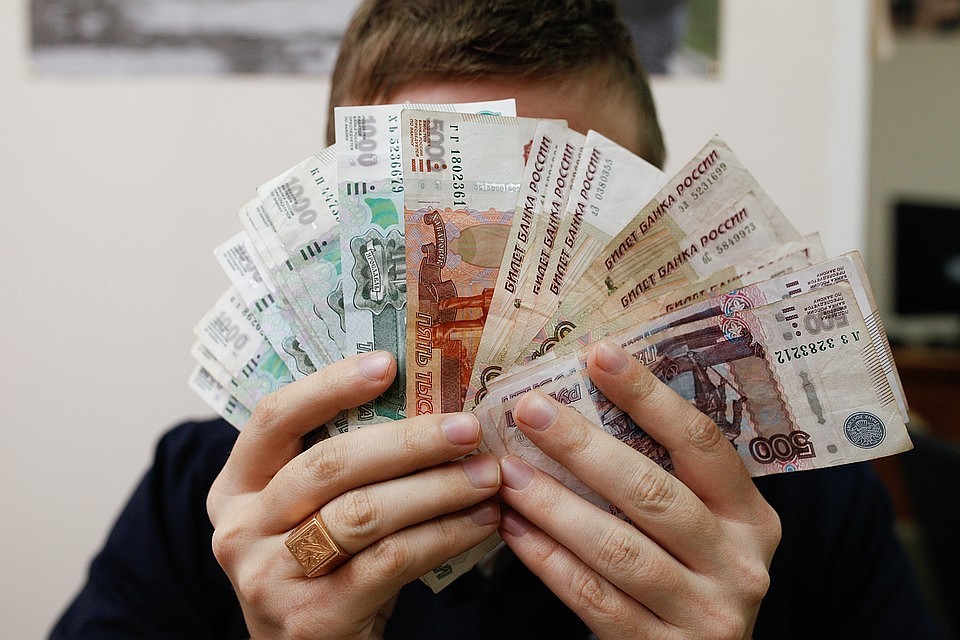 Аферисты умудрились продать продавцу бесплатную консультацию за 65 тысяч рублей