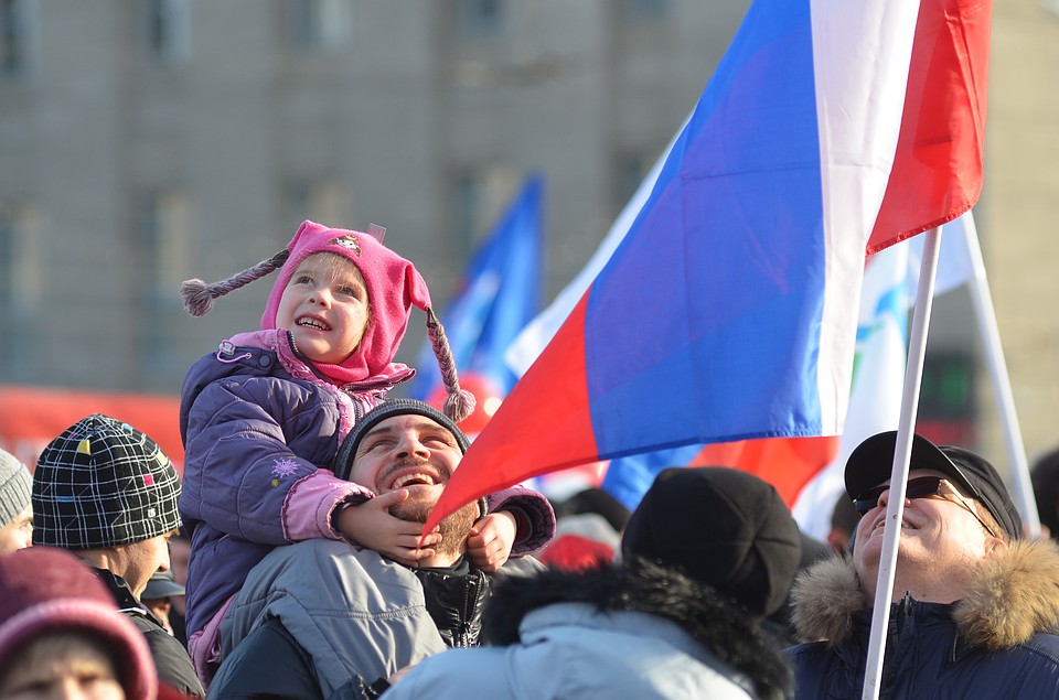 В праздник горожан ждут на площадке у ГПНТБ.