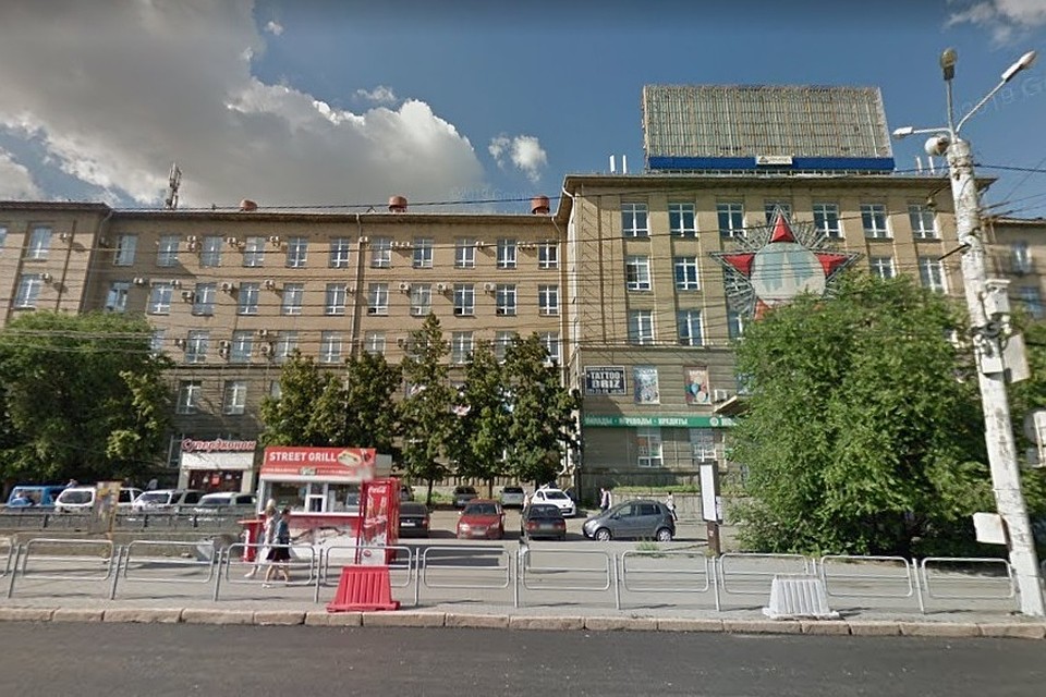 Здание дало неофициальное название целому району. Фото: google.com/maps