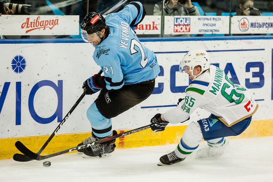 В игре с "Салават Юлаевым" "Динамо" вело в счете, но упустило победу. Фото: hcdinamo.by