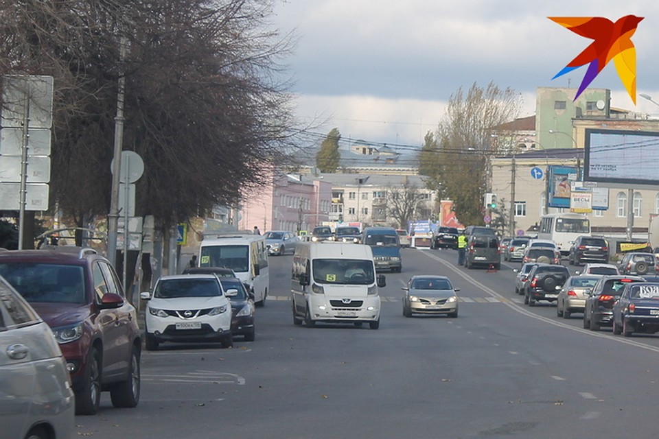 Виадук на улице Ленина - место традиционных воронежских пробок.