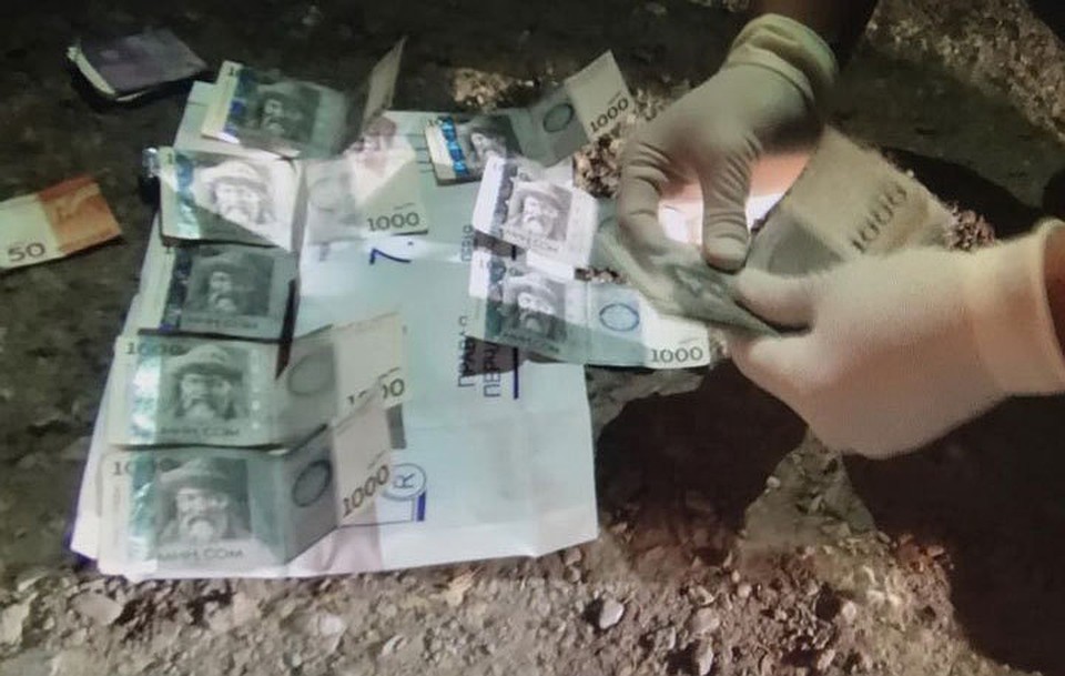 Подозреваемых задержали с поличным.