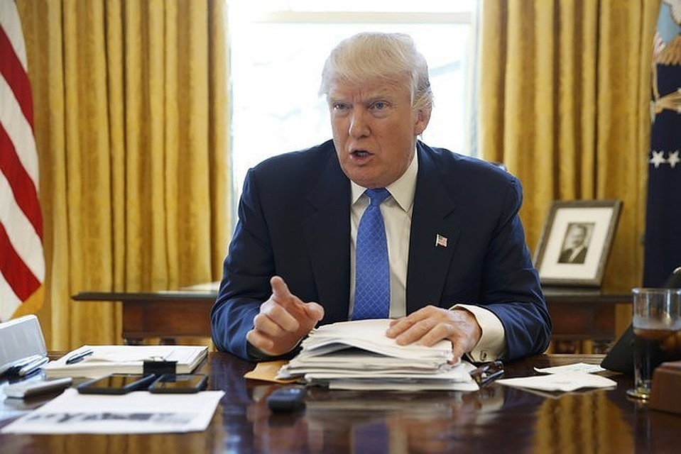 Трамп одобрил расширение военной операции для кражи нефти в Сирии