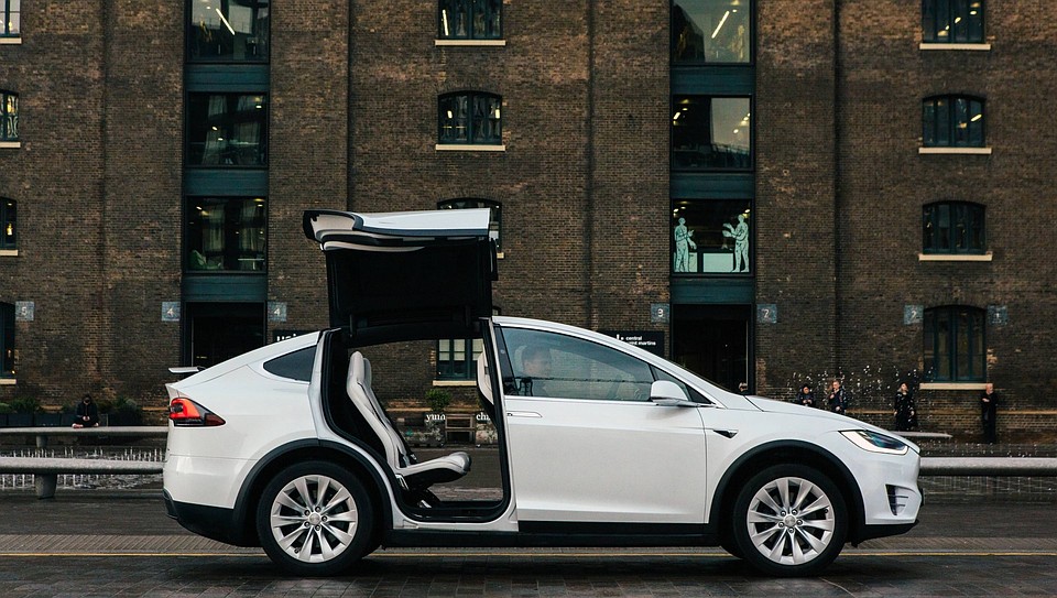Базовая модель пикапа Tesla будет стоить 50 тысяч долларов
