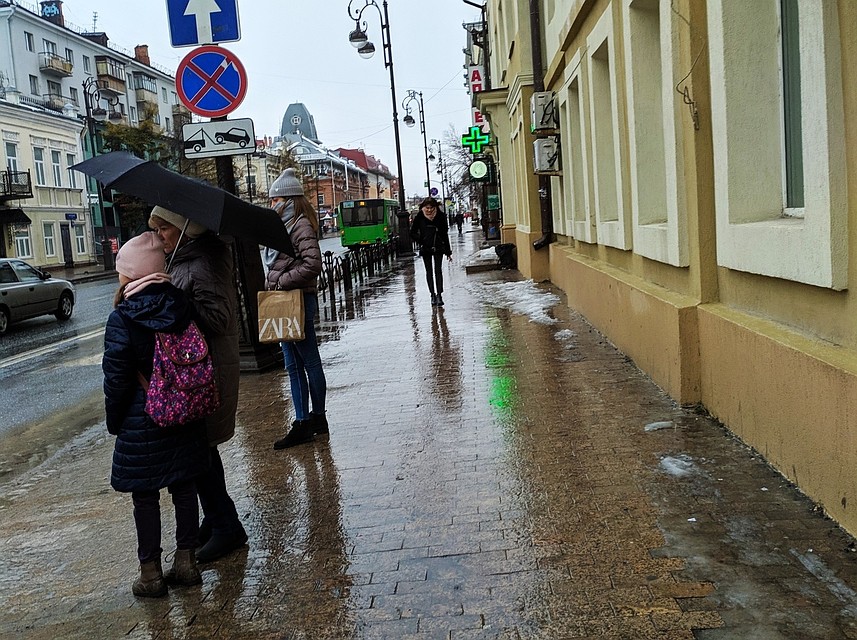 Тюменцев предупредили о непогоде.