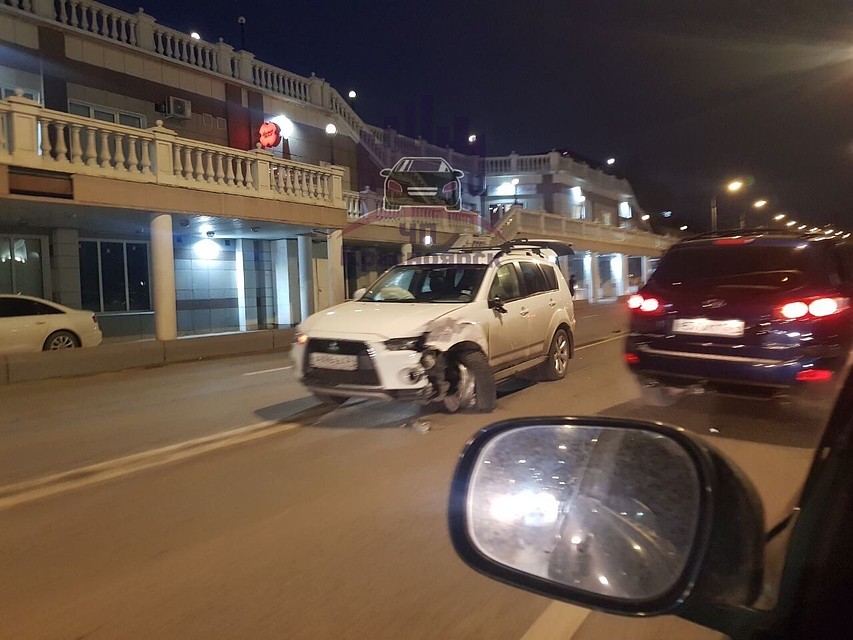 Жесткая авария из 5 машин произошла на Дубровинского. Фото: ЧП - Красноярск.