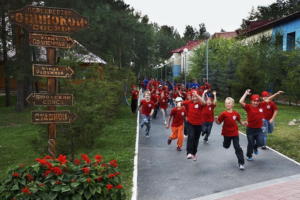 За лето в Тюменской области отдохнуло рекордное число детей