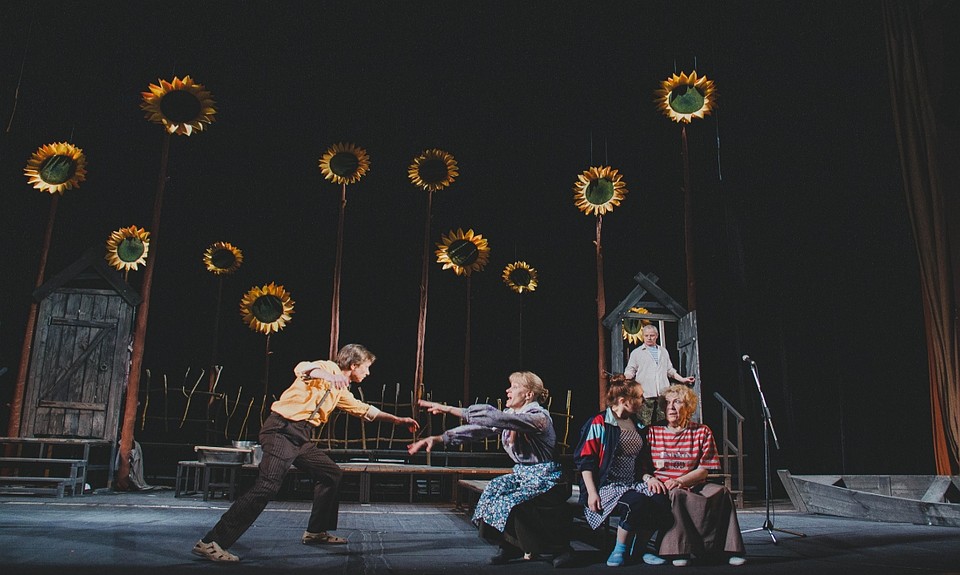 В выходные кировчане смогут побывать на спектаклях. Фото: kirovdramteatr.ru