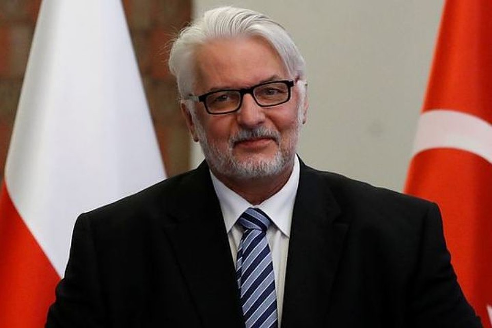 Бывший министр иностранных дел Польши Витольд Ващиковский рассказал украинцам, как им «вернуть» Крым