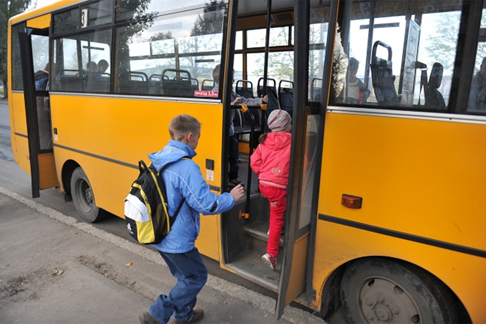 Платить за бесплатную перевозку школьников будут районы, в которых они проживают
