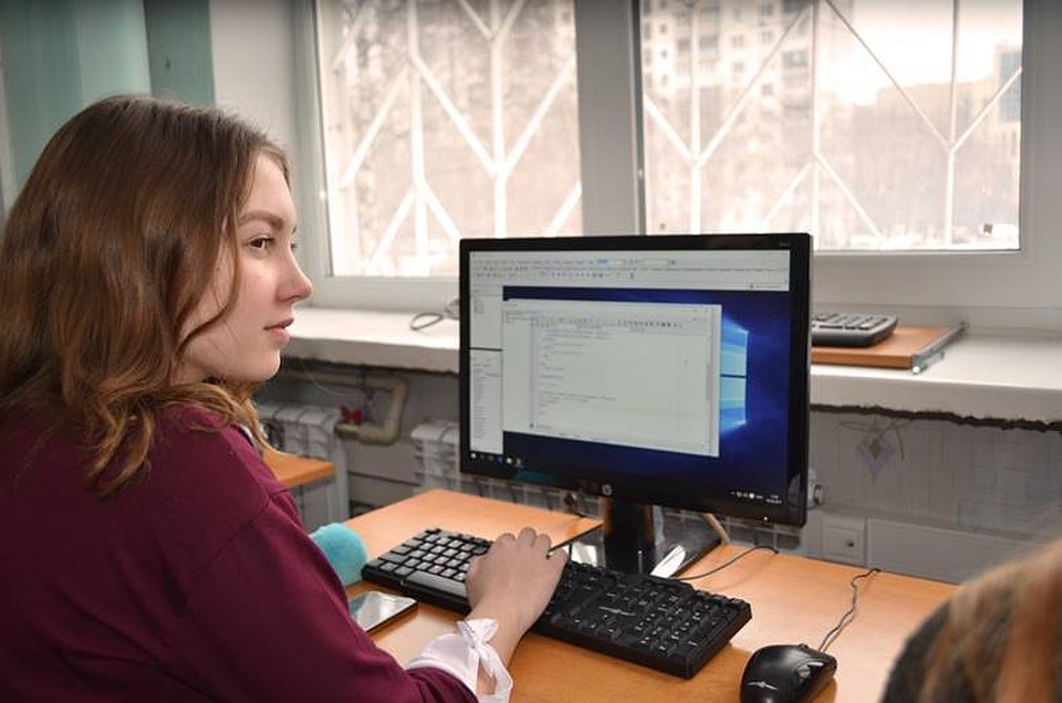 Доступ к интернету в ДНР осложнен из-за аварии в Ростовской области. Фото: cosmonova.net