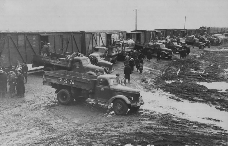 30 лет назад Верховный Совет РСФСР осудил силовое переселение народов в СССР