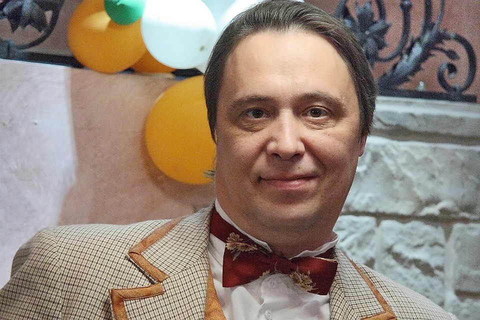 Суд признал, что Владимир Девятков может остаться в служебной квартире.