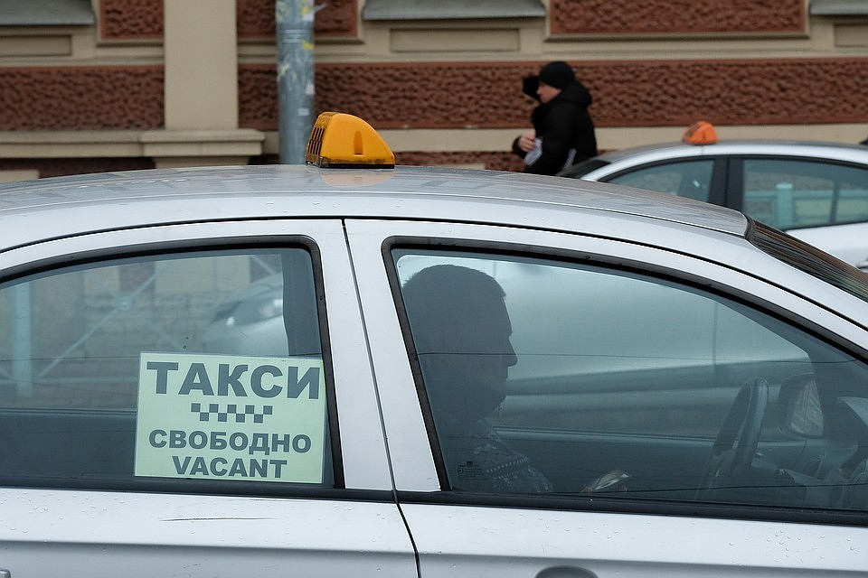 В Миассе совершено нападение на таксиста.