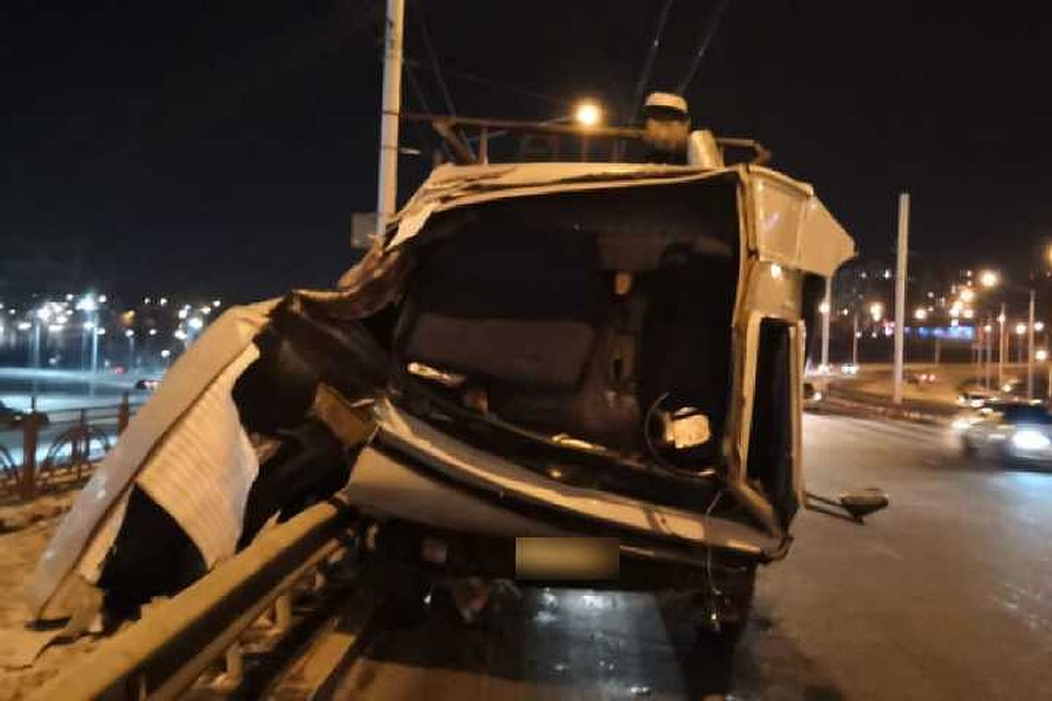 Полицейские начали проверку после смертельного ДТП на Академическом мосту в Иркутске