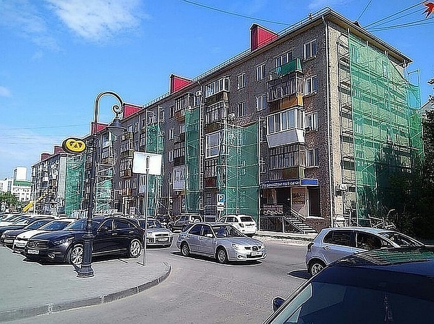 Фасады делают уже в морозы.