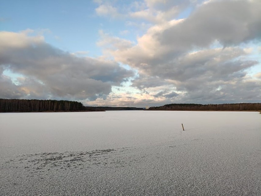 Водолаз погиб во время поисков тела 36-летнего подводного охотника.