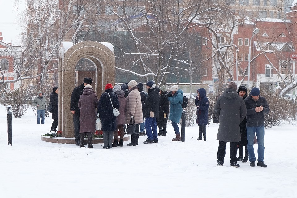 Почтили память погибших родные, близкие и неравнодушные пермяки.