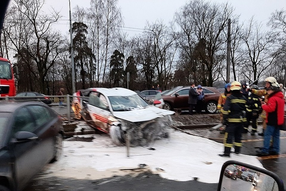 За рулем Audi, устроившей массовую аварию на Выборгском шоссе, находился мужчина