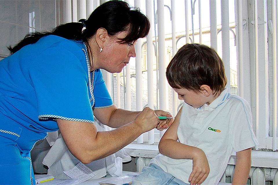 Защитить себя от кори можно вакцинацией
