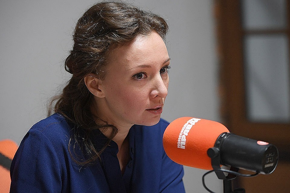 Анна Кузнецова предложила взяться за недобросовестные магазины, которые продают жевательный табак подросткам