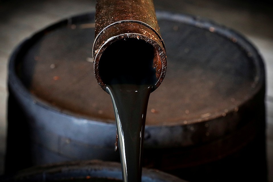 Страны-члены ОПЕК+ решили сокращать добычу нефти с 2020 года