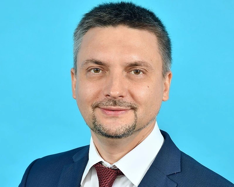 Станислав Казарин решил перейти на новое место работы