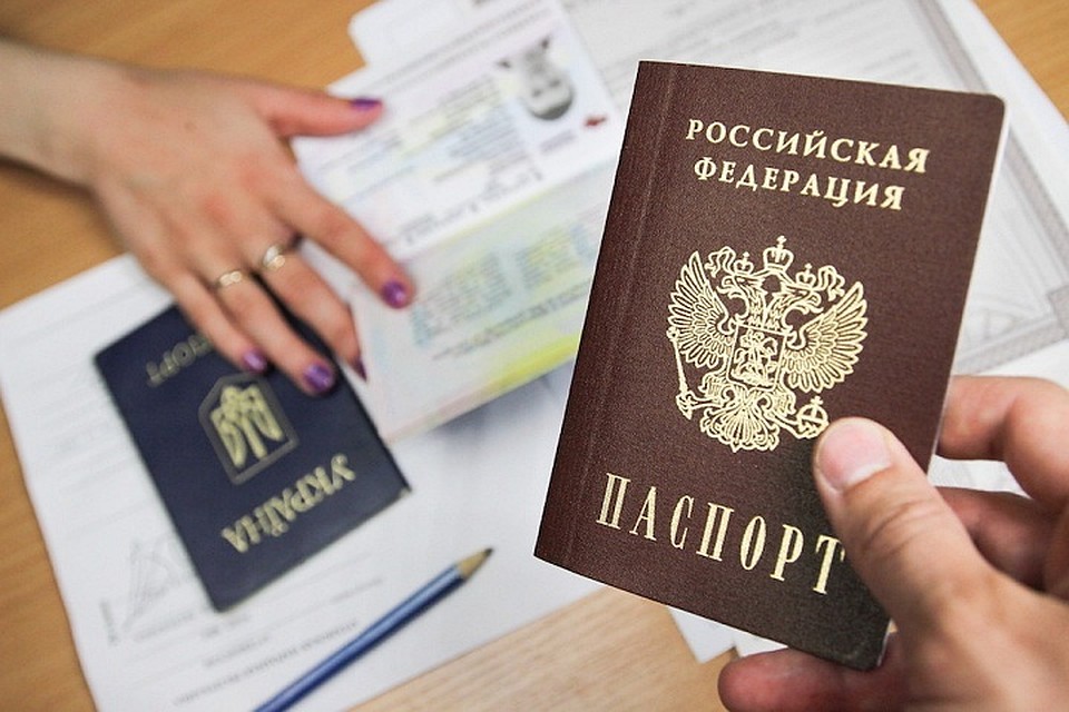 Около 51 тысячи жителей ДНР уже получили паспорта РФ в упрощенном порядке. Фото: life.ru