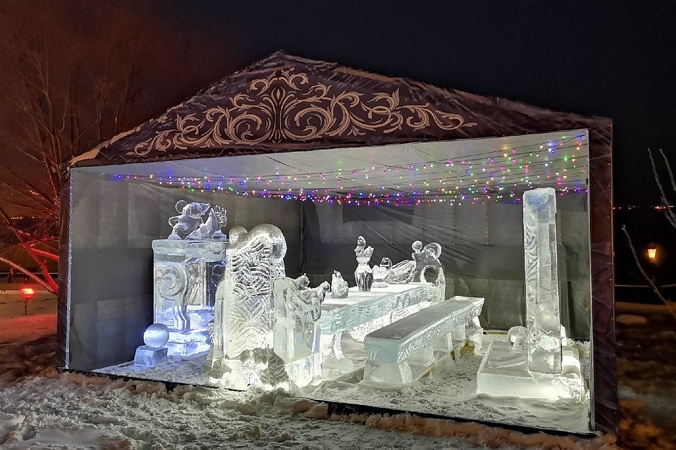Царские интерьеры на берегу Смолино. Фото: hornews.com