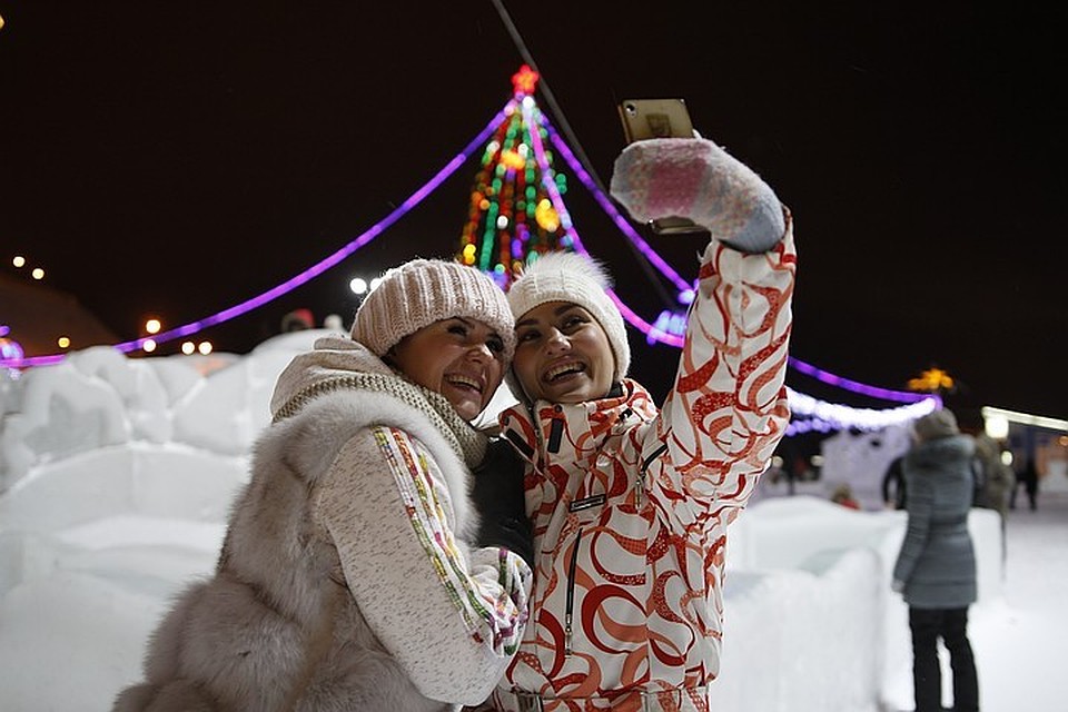 С наступающим Новым годом!
