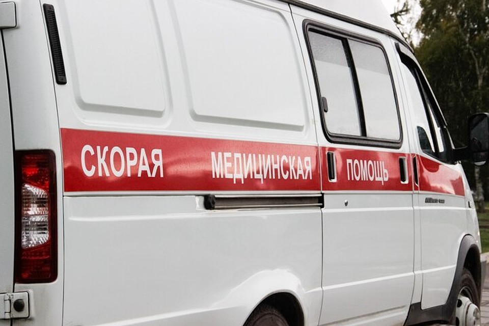 Очевидцы вызвали врачей «скорой помощи».
