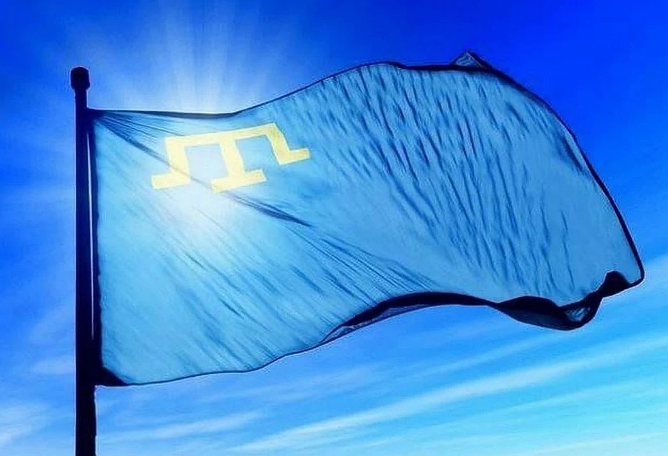 После того, как украинская сторона отстроила новые КПВВ, "вооруженным волонтерам" не нашлось там места