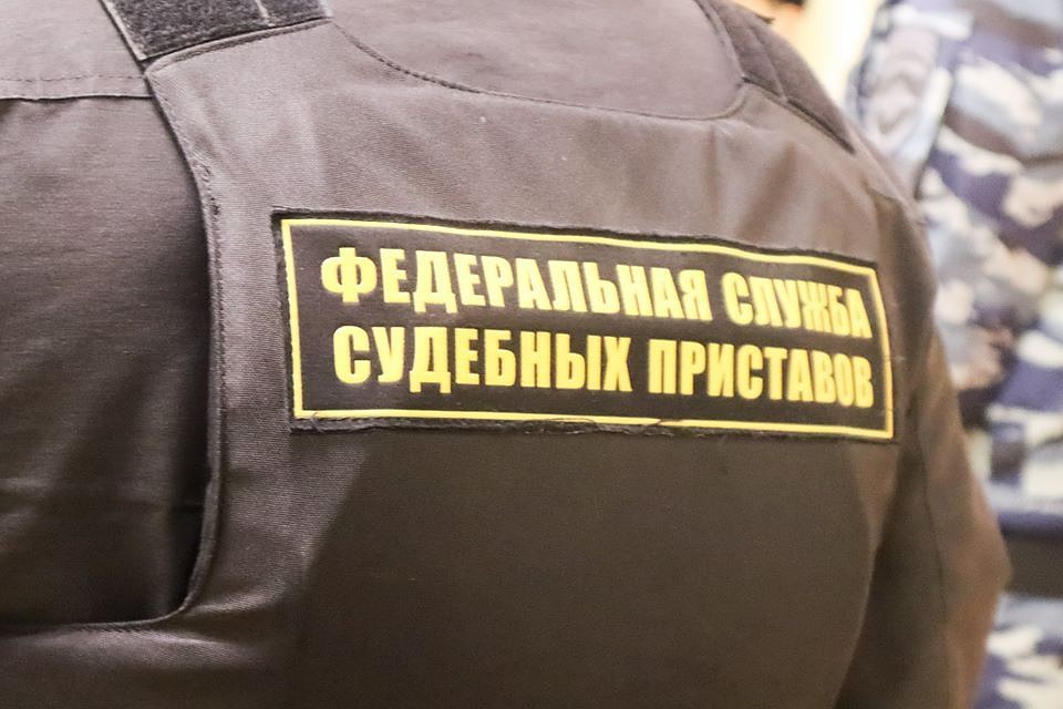Сотрудники ФССП пригрозили чиновникам штрафом в размере 50 тысяч рублей