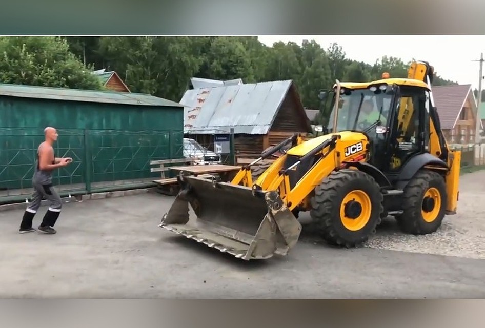 Стрелком в суде Новокузнецка оказался пострадавший по уголовному делу о «Кузбасской кущевке». ФОТО: youtube, "Новокузнецк.ру"