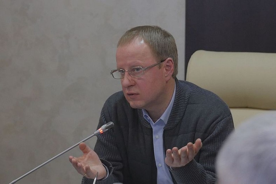 Виктор Томенко на совещании.