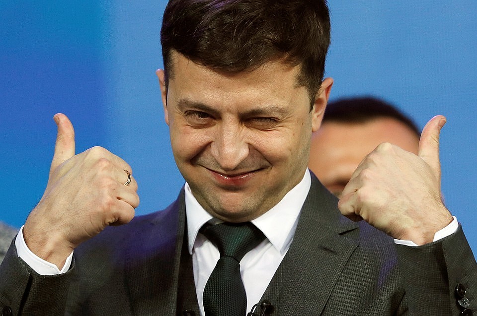 Зеленский ранее уже комментировал возможный уход с поста президента