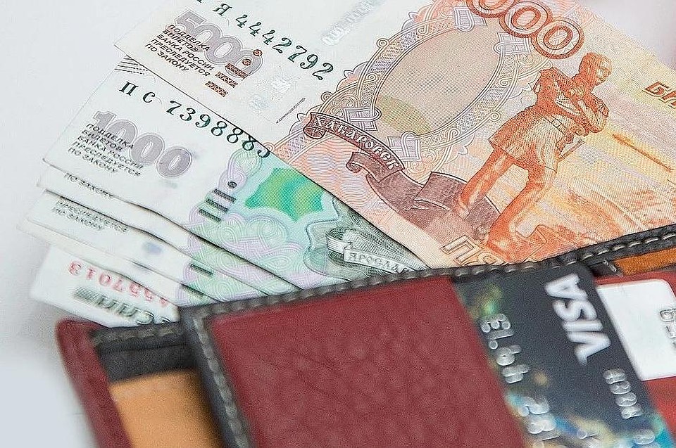 Таксист-рецидивист ограбил своего пассажира в Иркутске